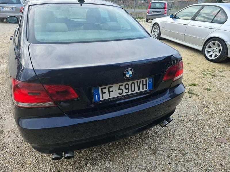 Usata BMW 325 197 CV (144 kW) 2008 Blu/azzurro Coupé