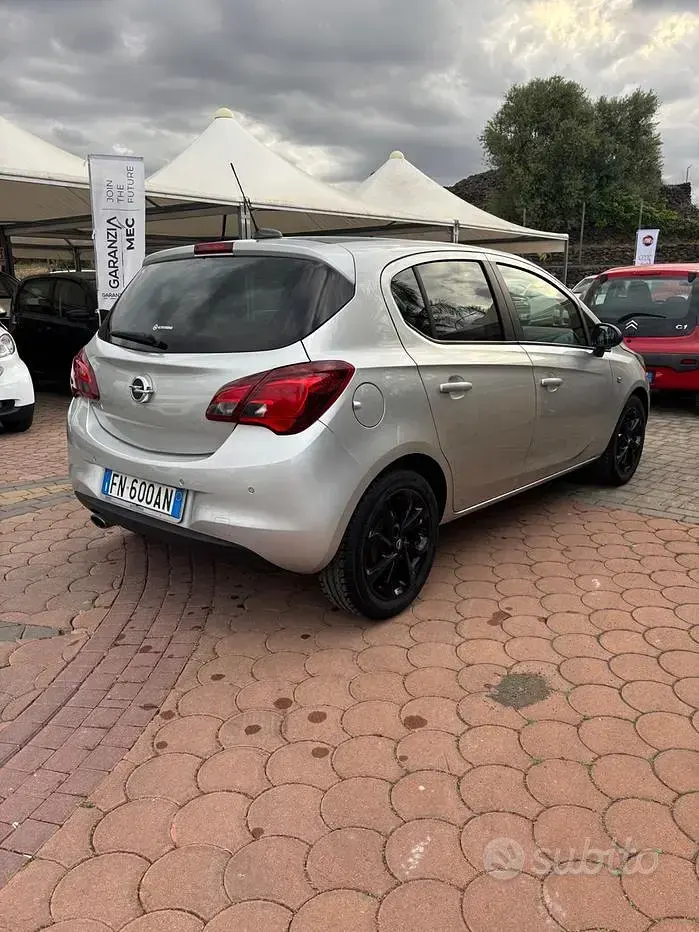 Usata Opel Corsa 69 CV (50 kW) 2018 Grigio Utilitaria