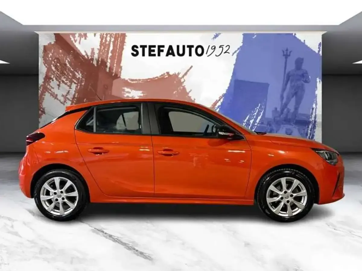 Usata Opel Corsa Edition 75 CV (55 kW) 2022 Arancione met Utilitaria
