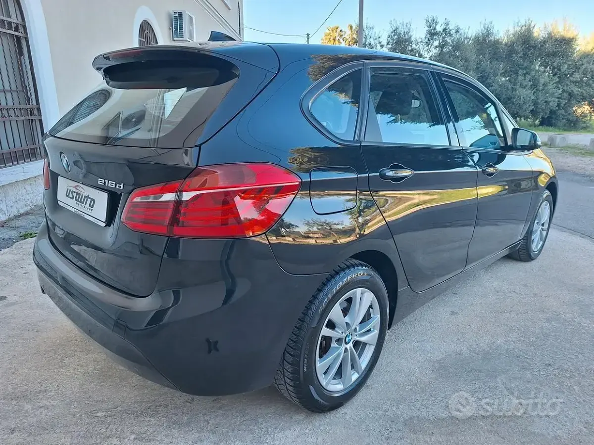Usata BMW 216 Active Tourer 116 CV (85 kW) 2015 Nero Monovolume