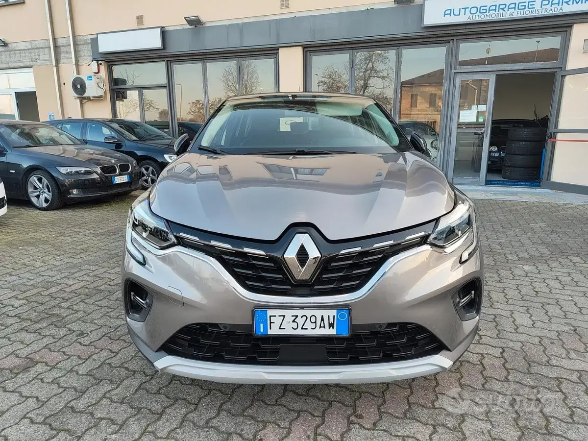 Usata Renault Captur 95 CV (69 kW) 2020 Grigio SUV