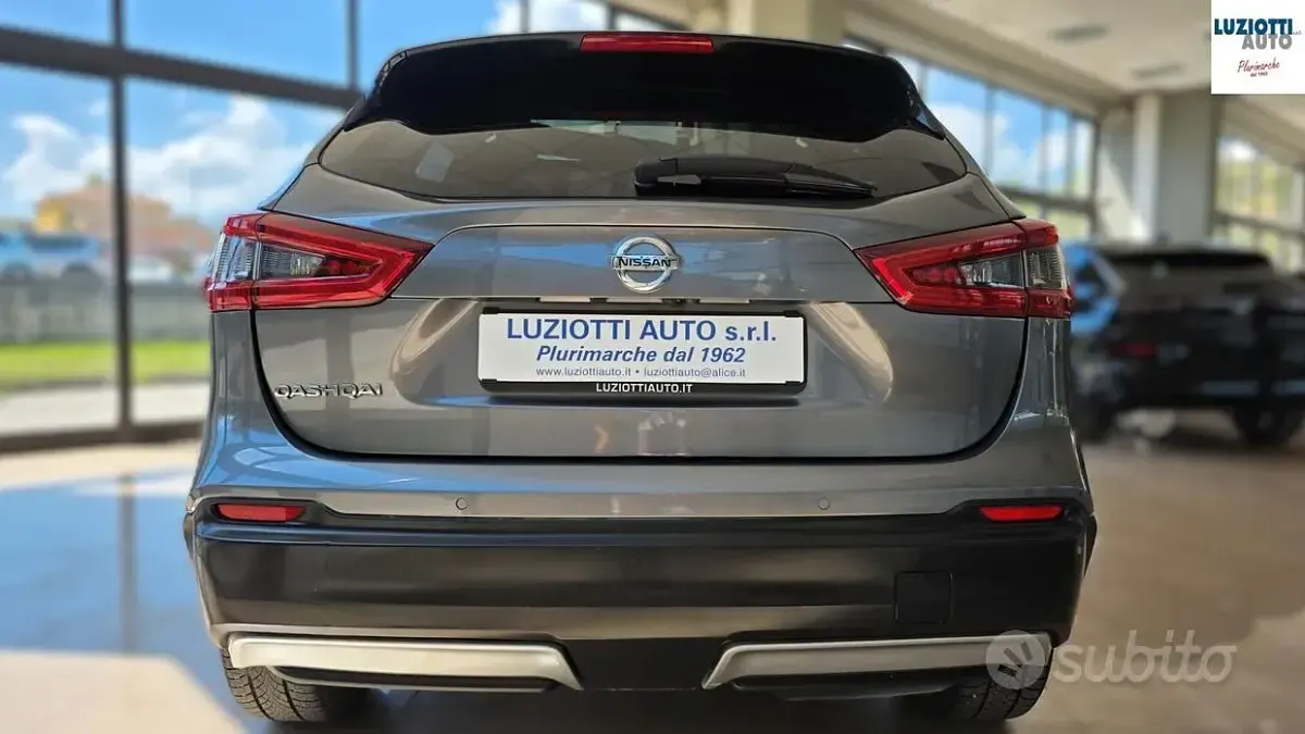 Gebraucht Nissan Qashqai N-Connecta 116 PS (85 kW) 2019 Grau SUV