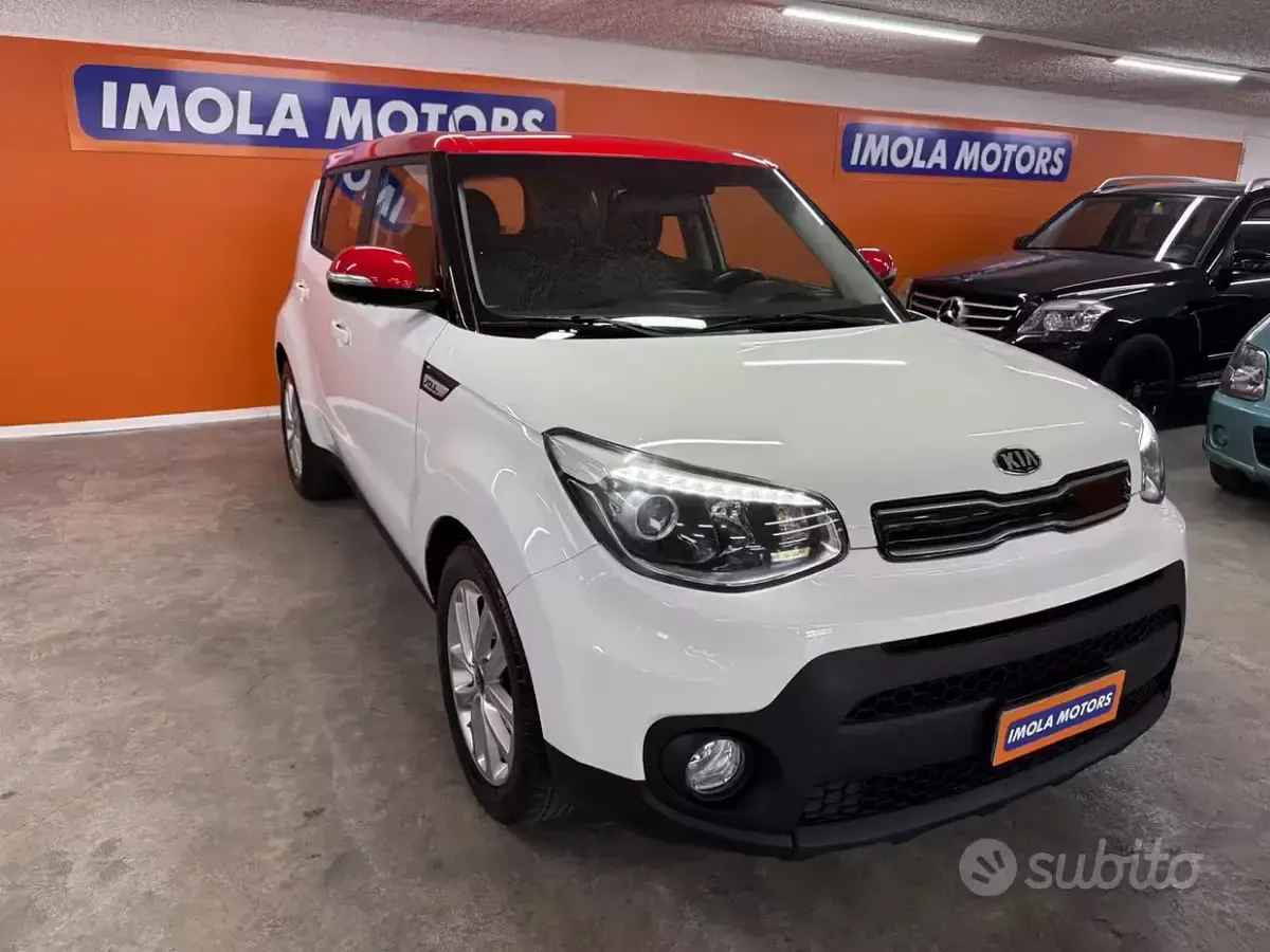 Usata Kia Soul 136 CV (100 kW) 2017 Bianco SUV
