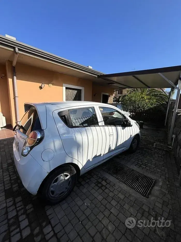 Usata Chevrolet Spark 68 CV (50 kW) 2012 Bianco Utilitaria