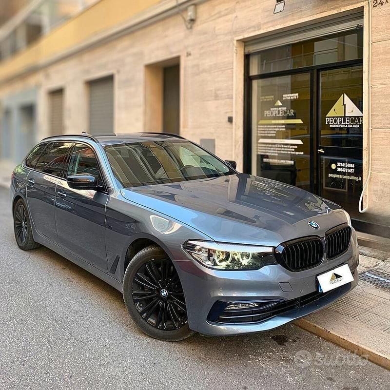 Grigio Usata 2018 BMW 520 Sport Line Station wagon | 18.850 € (Super prezzo) - Immagine 1/4