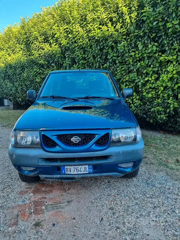 Usata Nissan Terrano 125 CV (91 kW) 2002 Bluazzurro SUV