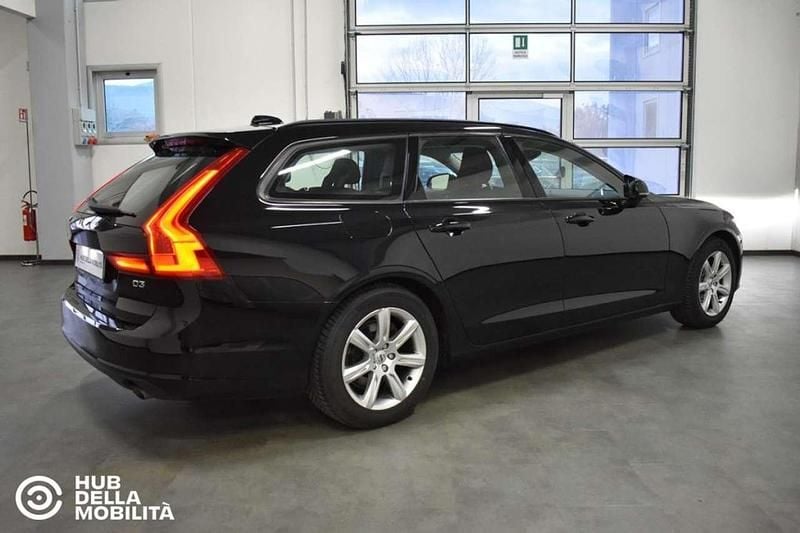 Usata Volvo V90 Business Edition 150 CV (110 kW) 2017 Nero Station wagon