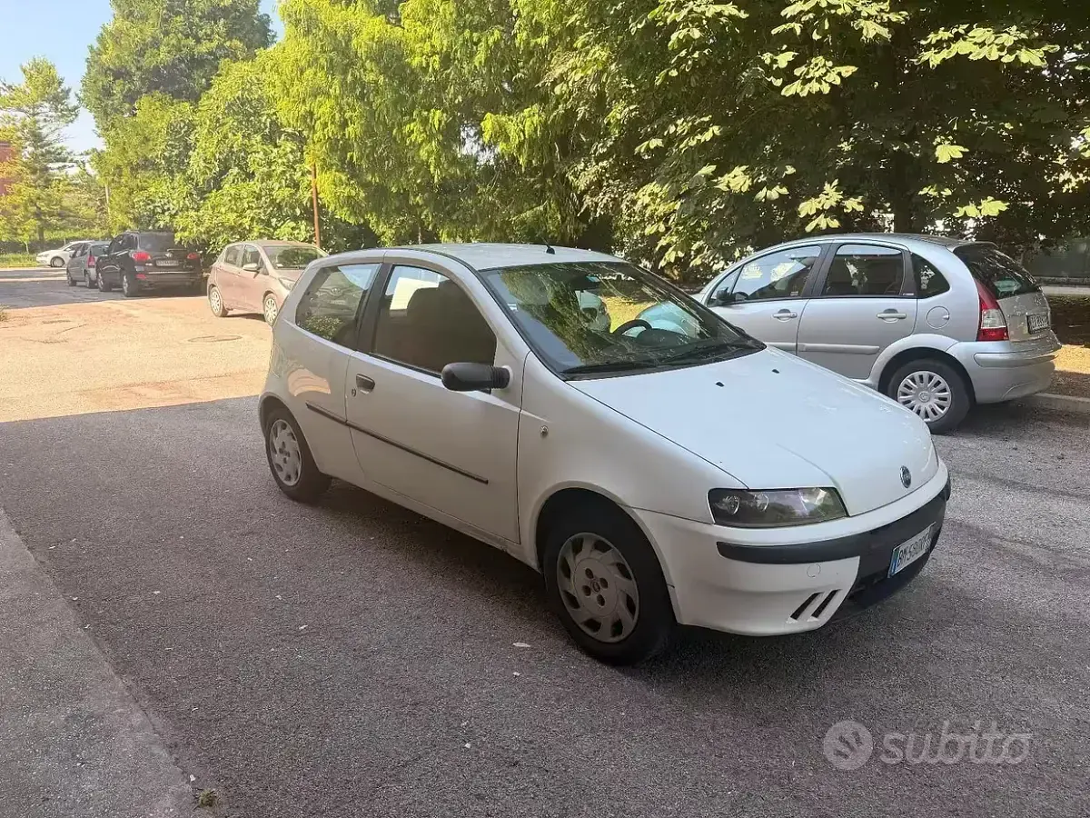 Usata Fiat Punto 2000 Utilitaria