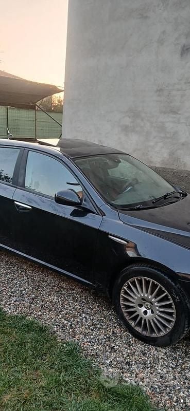 Usata Alfa Romeo 159 150 CV (110 kW) 2007 Nero Station wagon