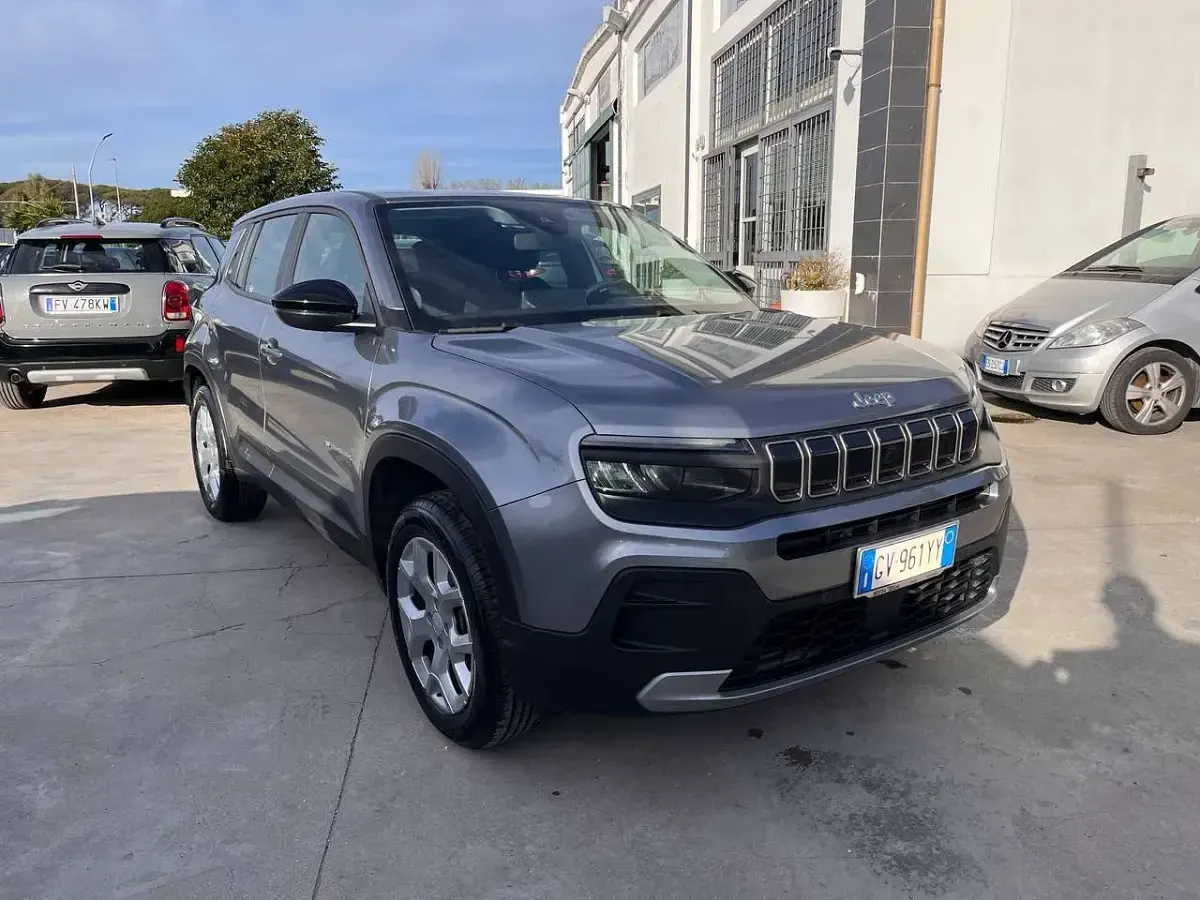 Usata Jeep Avenger Altitude 101 CV (74 kW) 2024 Grigio SUV