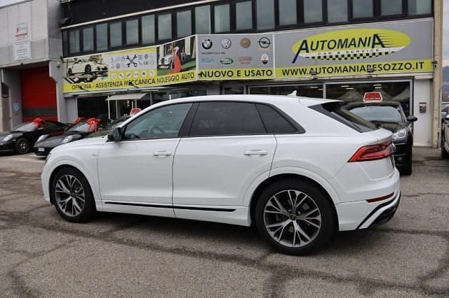 Usata Audi Q8 S-Line 231 CV (169 kW) 2022 Bianco SUV