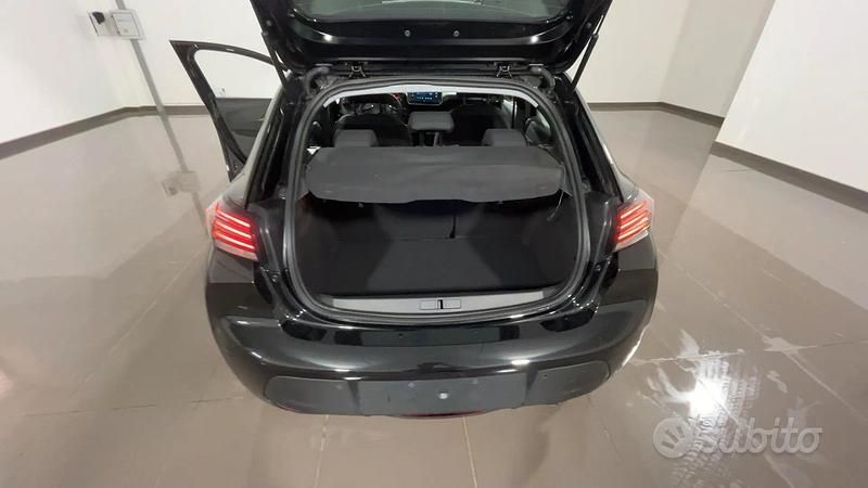 Usata Peugeot 208 Allure 101 CV (74 kW) 2024 Nero Utilitaria
