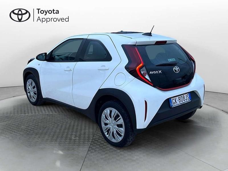 Usata Toyota Aygo X Active 2022 Bianco SUV