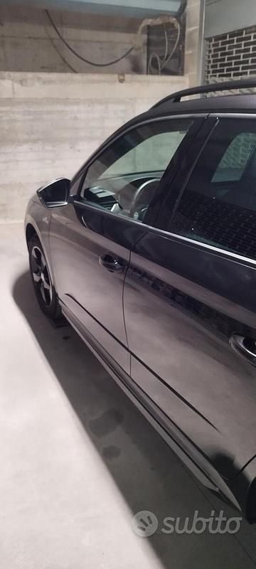 Usata Skoda Kamiq Monte Carlo 90 CV (66 kW) 2021 Nero SUV