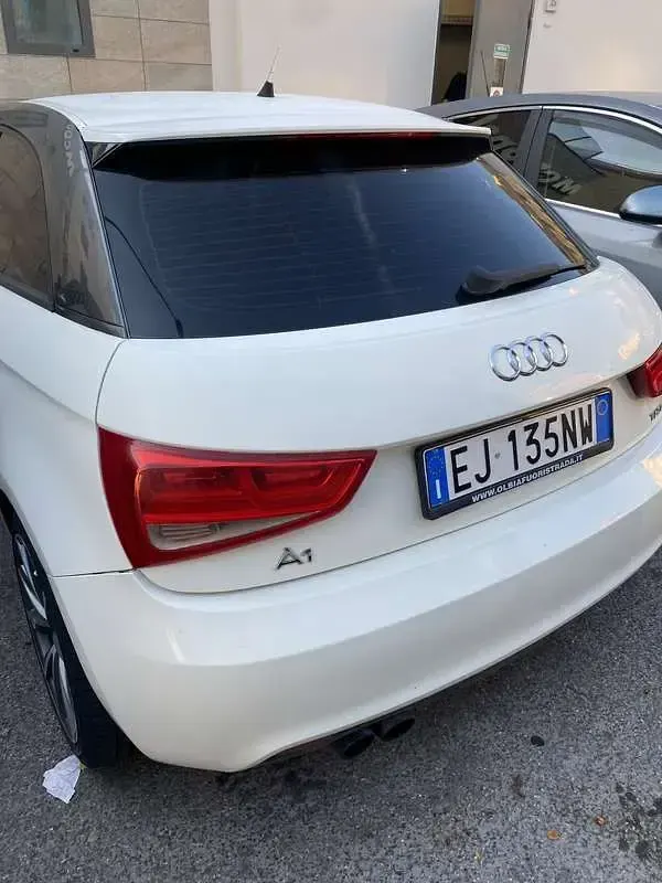 Usata Audi A1 Ambition 122 CV (89 kW) 2011 Utilitaria
