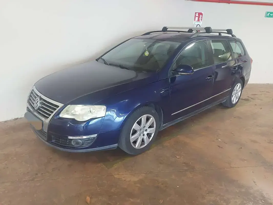 Usata VW Passat Business 140 CV (102 kW) 2008 Blu/azzurro Station wagon