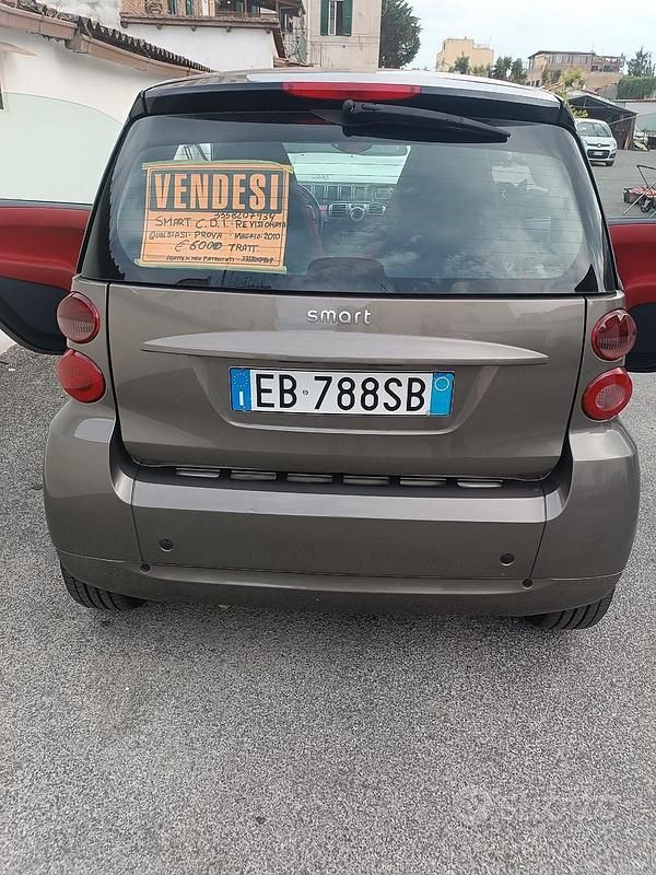 Usata Smart ForTwo Coupé 54 CV (39 kW) 2010 Utilitaria