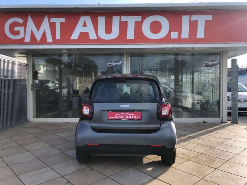Usata Smart ForTwo Coupé Passion 90 CV (66 kW) 2017 Grigio Utilitaria