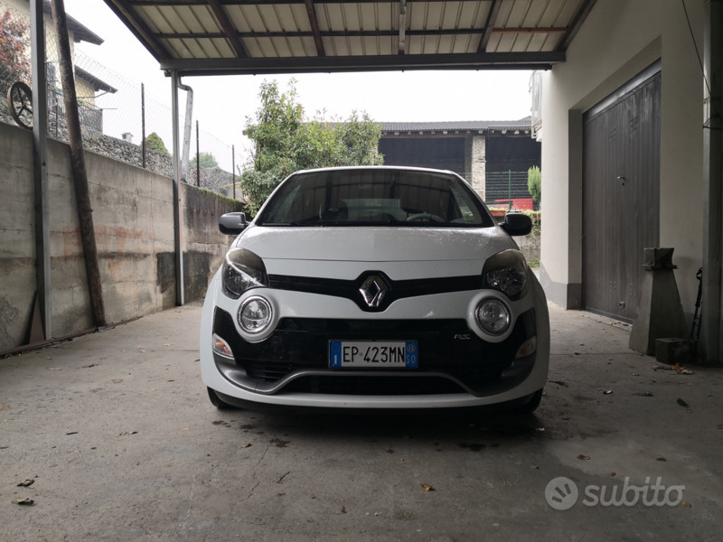 Usato 2013 Renault Twingo 1.6 Benzin 133 CV (11.000 €)