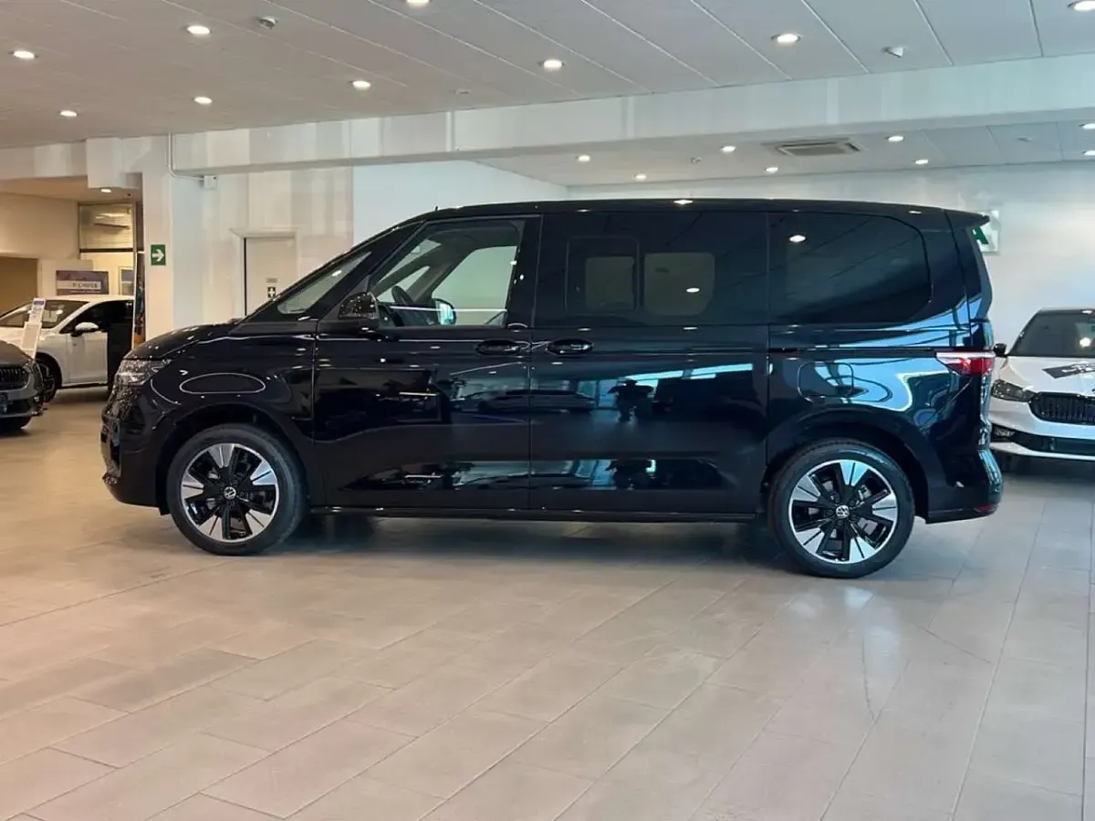 Nuova VW Multivan Life 150 CV (110 kW) 2026 Other Monovolume