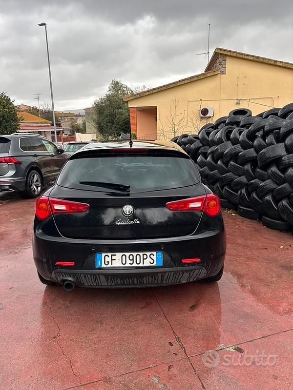 Usata Alfa Romeo Giulietta Progression 170 CV (125 kW) 2011 Nero Berlina