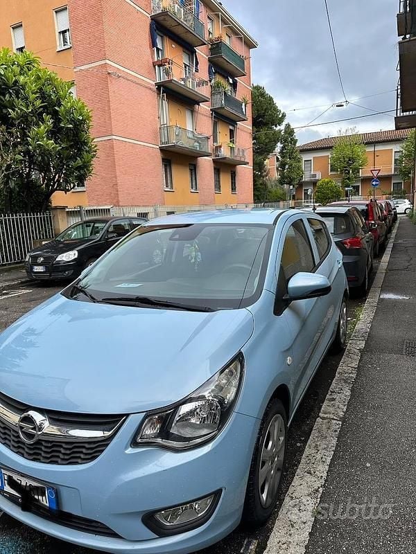 Usata Opel Karl 75 CV (55 kW) 2016 Blu Utilitaria