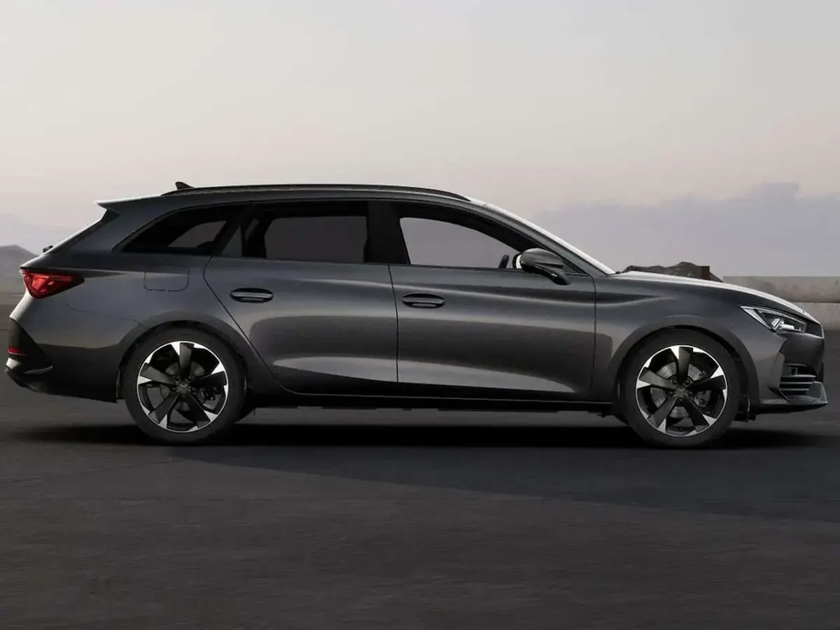 Usata Cupra Leon 204 CV (150 kW) 2024 Magnetic tech Station wagon