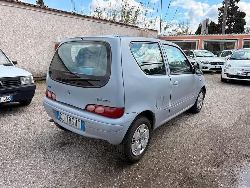 Usata Fiat 600 Comfort 55 CV (40 kW) 2003 Grigio Berlina
