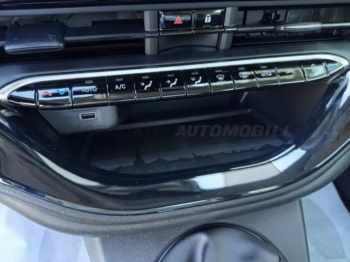 Nuova Fiat 500 Icon 65 CV (47 kW) 2026 Nero Berlina