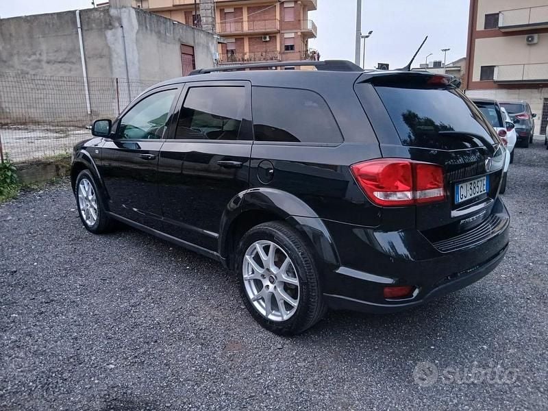 Usata Fiat Freemont 140 CV (102 kW) 2015 Nero SUV