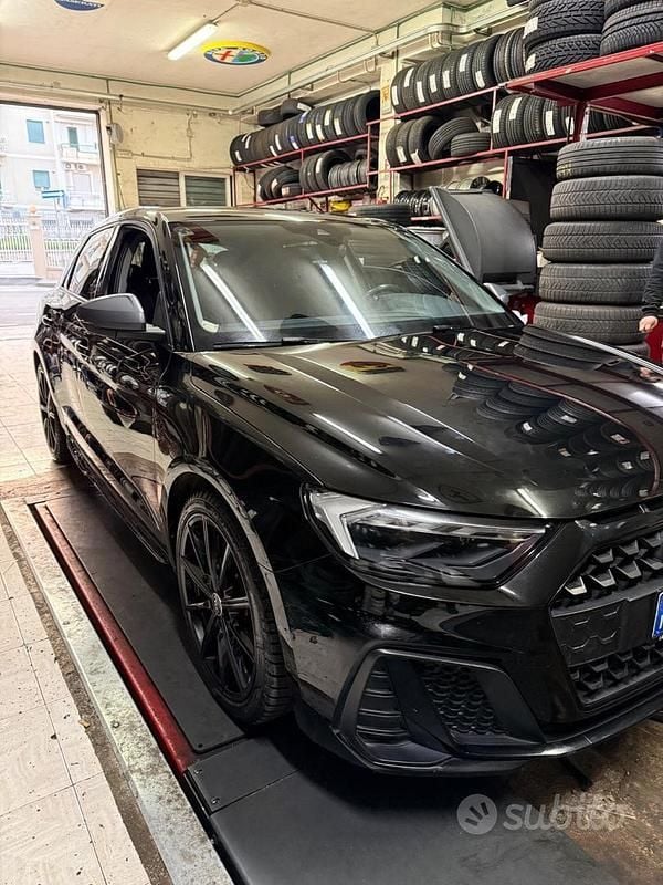 Usata Audi A1 207 CV (152 kW) 2022 Nero SUV