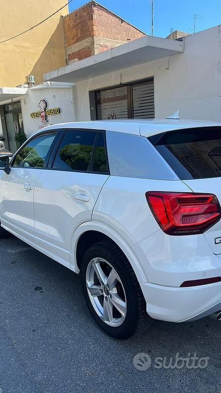 Usata Audi Q2 116 CV (85 kW) 2017 Bianco SUV