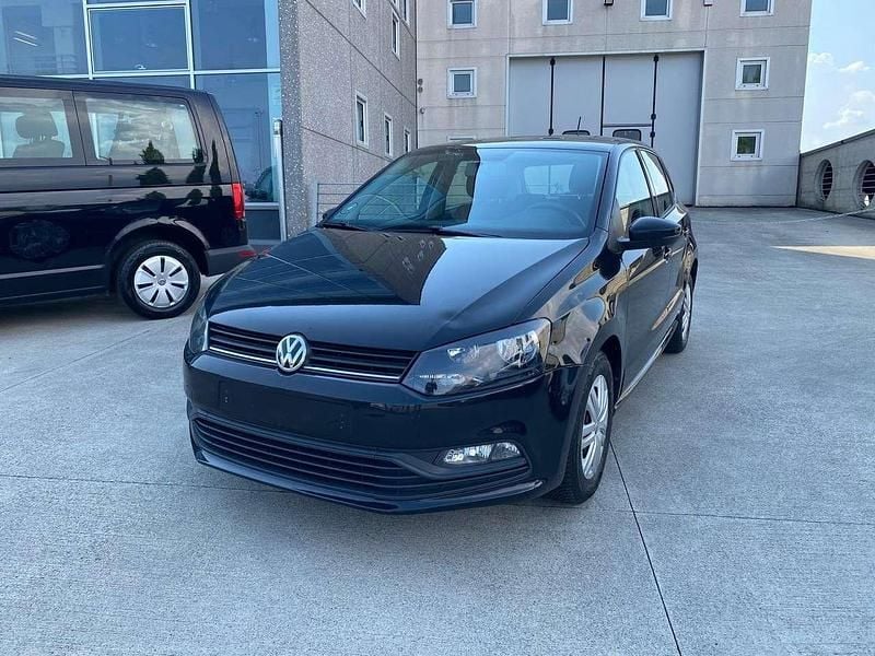 Usata VW Polo 60 CV (44 kW) 2016 Nero metallizzato Berlina