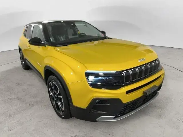 Uusi Jeep Avenger Summit 101 HP (74 kW) 2025 Keltainen Katumaasturi