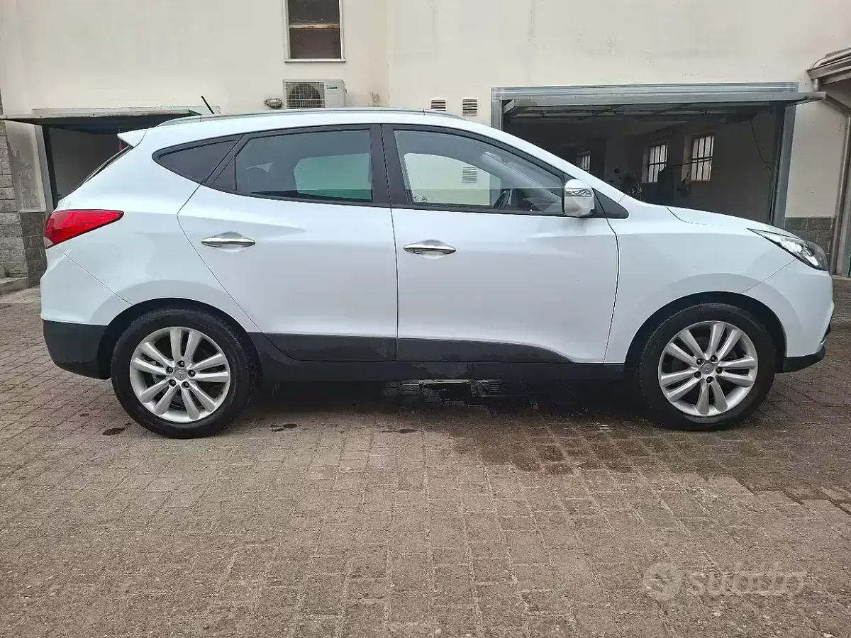 Usata Hyundai ix35 184 CV (135 kW) 2010 Bianco SUV