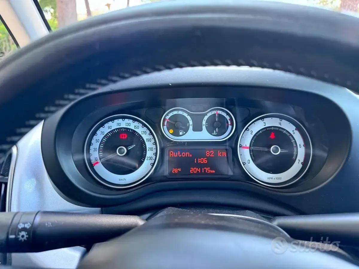Usata Fiat 500L 95 CV (69 kW) 2016 Grigio Monovolume
