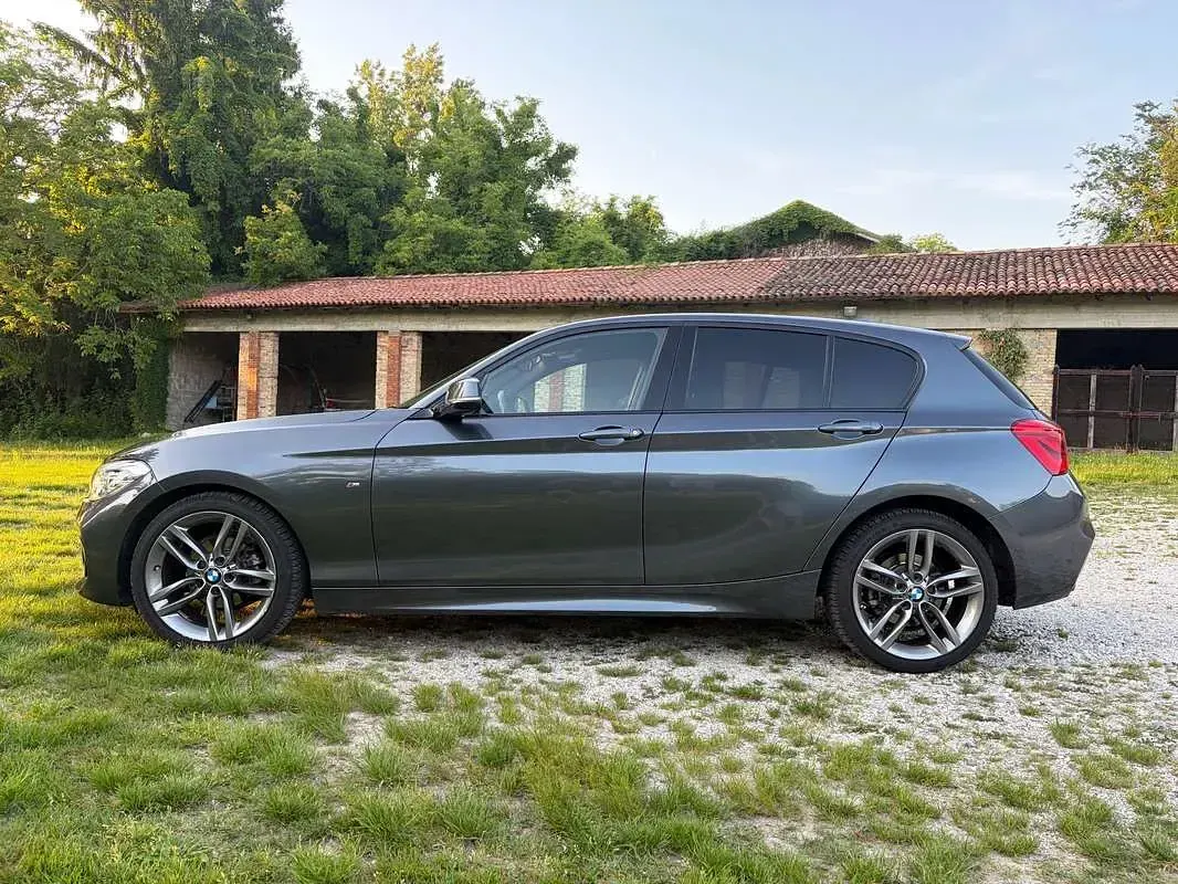 Usata BMW 116 M Sport 116 CV (85 kW) 2017 Grigio Utilitaria