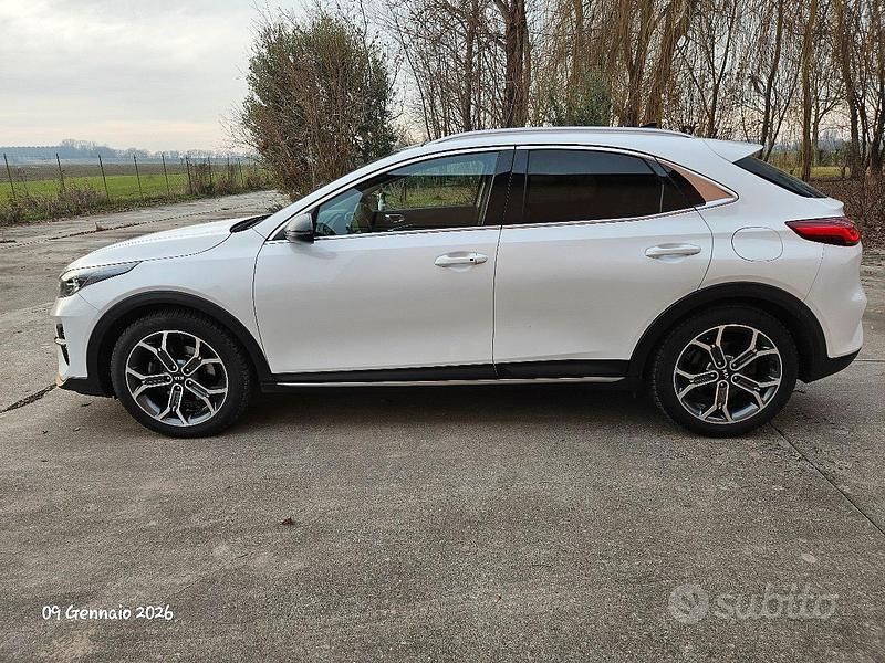 Bianco Usata 2020 Kia XCeed SUV | 17.500 € (Buon prezzo) - Immagine 1/4