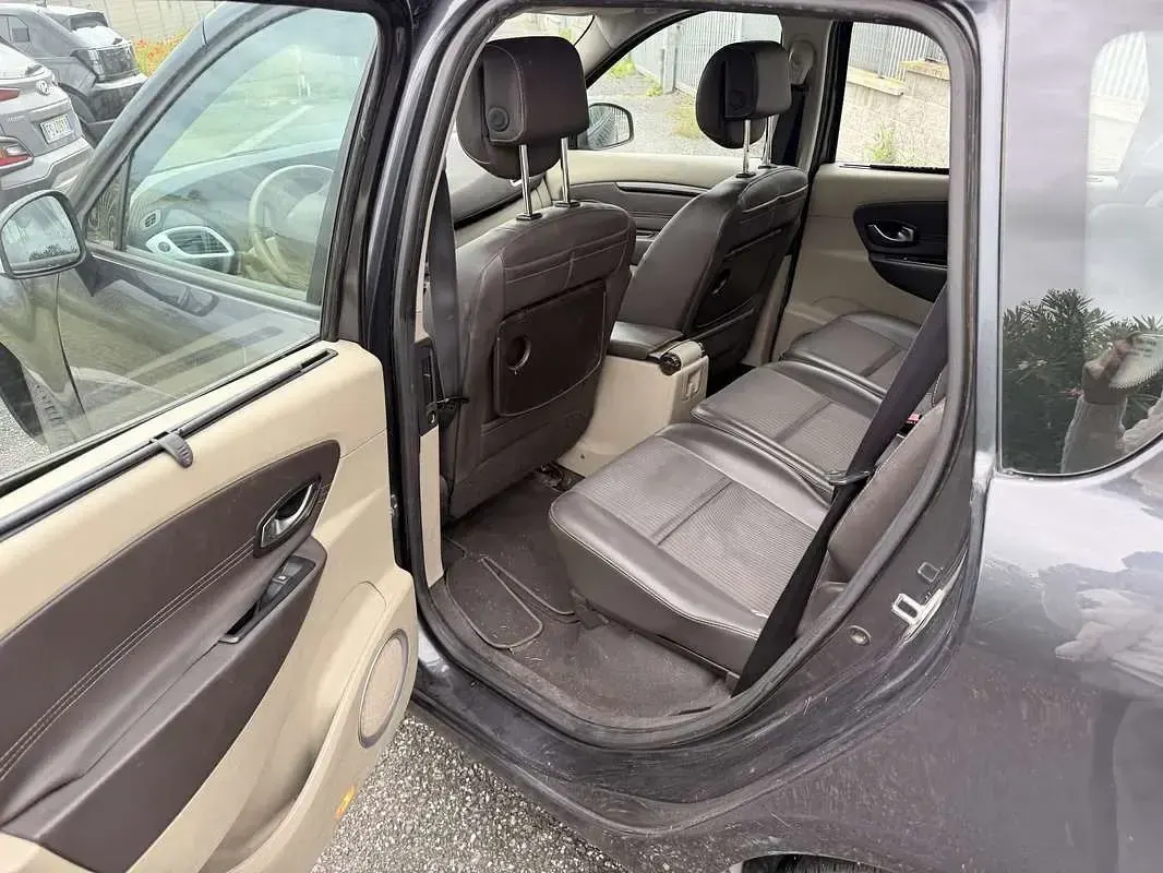 Usata Renault Scenic E-Tech Luxe 110 CV (80 kW) 2010