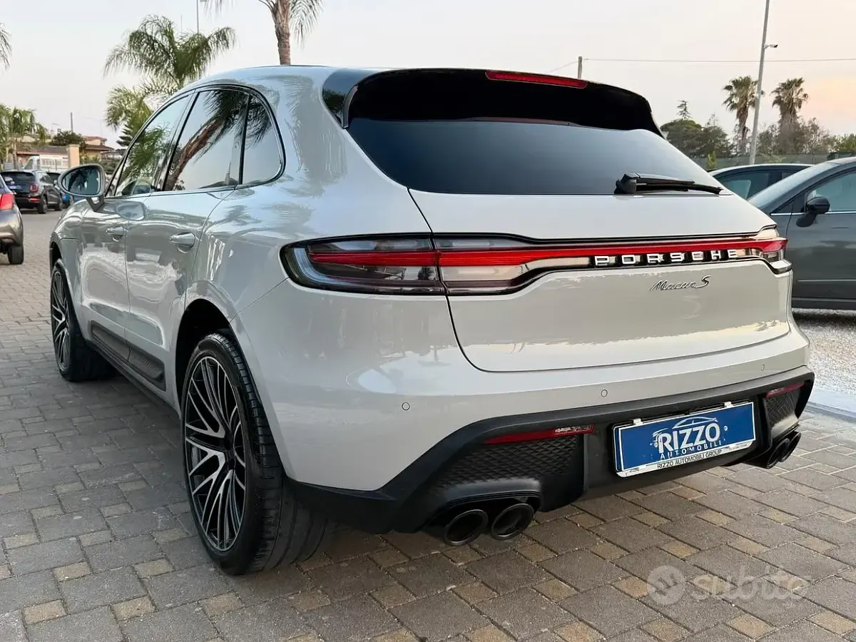 Usata Porsche Macan 381 CV (280 kW) 2022 Grigio SUV