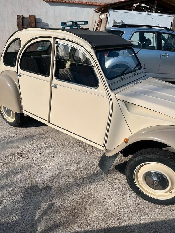 Usata Citroën 2CV 29 CV (21 kW) 1984 Berlina