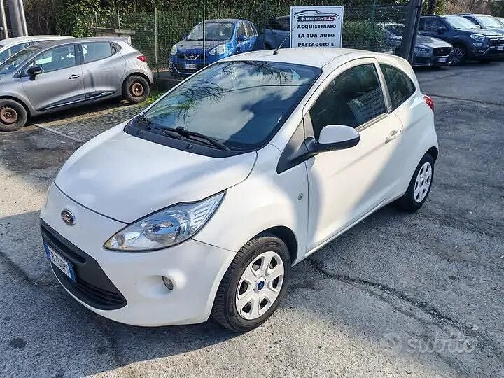 Usata Ford Ka Titanium 69 CV (50 kW) 2016 Bianco Berlina