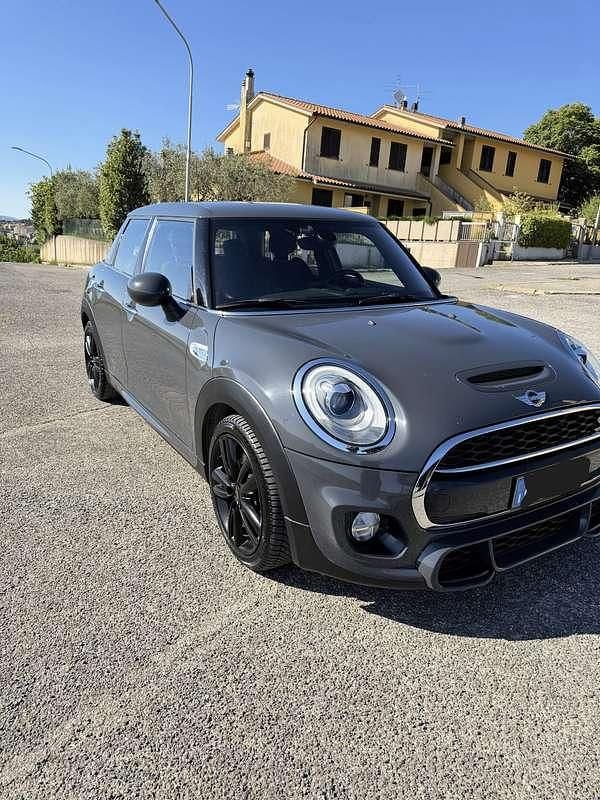 Begagnad Mini John Cooper Works 170 HK (125 kW) 2017 Grå Halvkombi