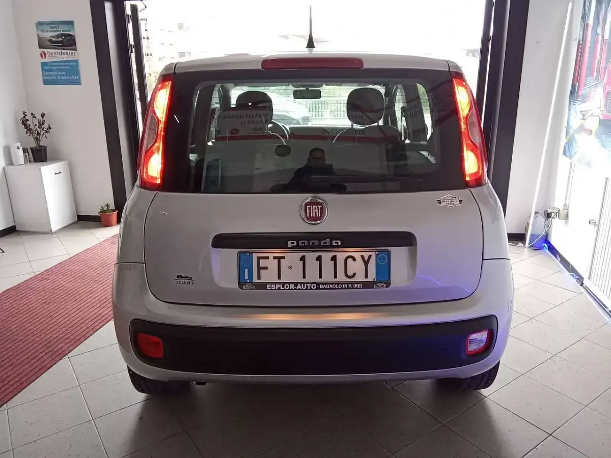 Usata Fiat Panda Lounge 69 CV (50 kW) 2018 Grigio Utilitaria