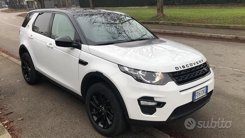 Bianco Usata 2016 Land Rover Discovery Sport HSE Luxury SUV | 10.900 € (Buon prezzo) - Immagine 1/4