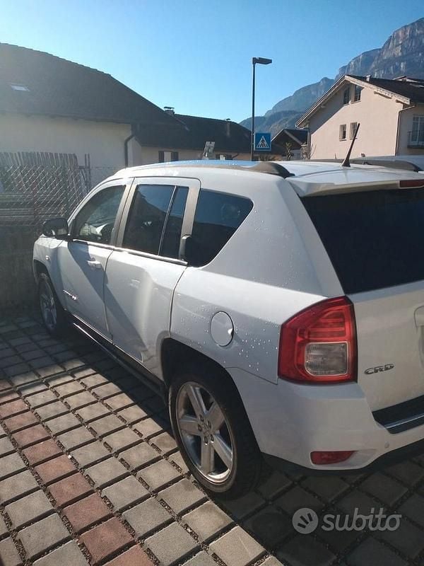 Usata Jeep Compass 136 CV (100 kW) 2012 Bianco SUV