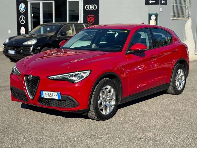 Rosso Usata 2021 Alfa Romeo Stelvio Business SUV | 18.499 € (Ottimo prezzo) - Immagine 1/4