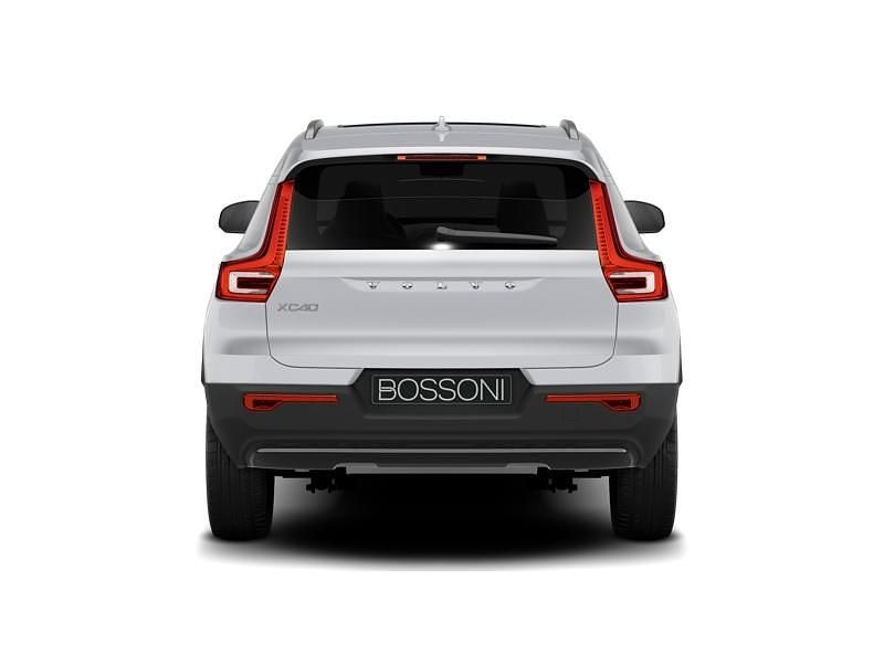 Usata Volvo XC40 Core 163 CV (119 kW) 2025 Grigio SUV
