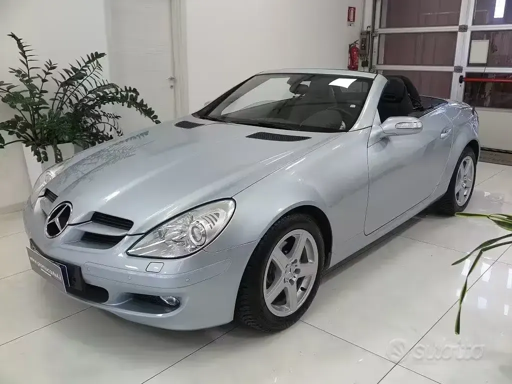 Usata Mercedes SLK200 163 CV (119 kW) 2008 Cabrio