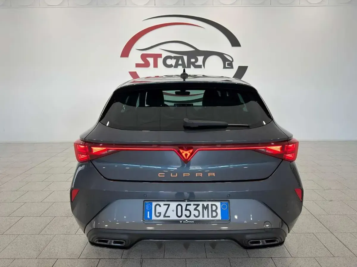 Occasion Cupra Leon 150 ch (110 kW) 2025 Gris Berline